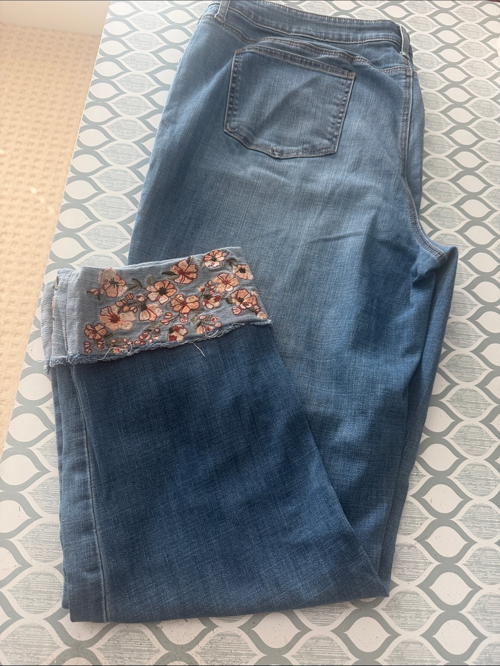 Chico's so slimming girlfriend slim leg ankleLight-Medium Blue Embroidered Cuff